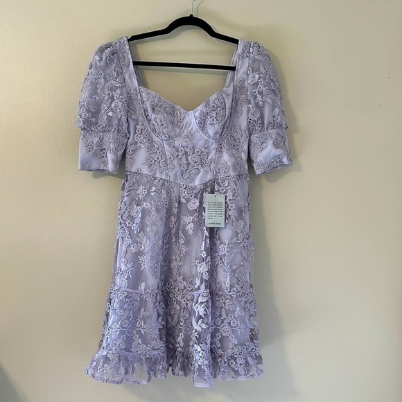 NWT Chi Chi London Lace Puff Sleeve Mini Dress Lilac Sz 4 Cottagecore Romantic - Picture 4 of 14